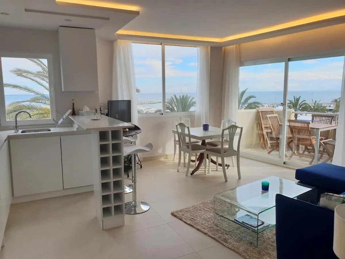 Fantastic Apartment In Front Of The Sea & Marina Estepona