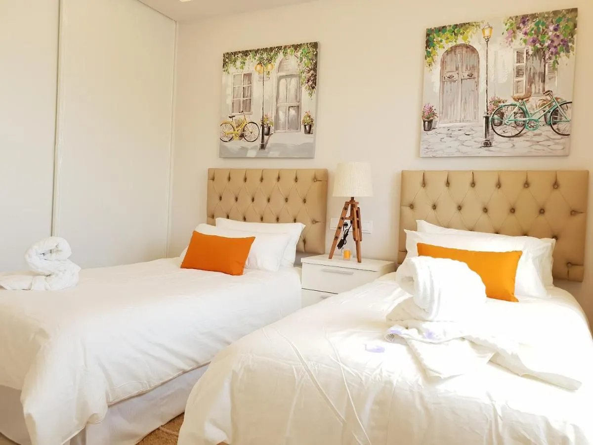 Fantastic Apartment In Front Of The Sea & Marina Estepona